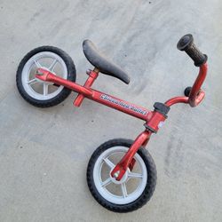Chicco Red Bullet Small Kids Youth Boys Girls Balance Bike Bicycle