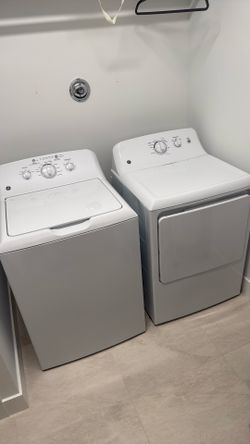 GE washer and Gas dryer combo