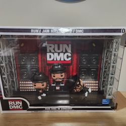 Funko Pop! Moment Deluxe: Run DMC In Concert Limited Edition Walmart Exclusive