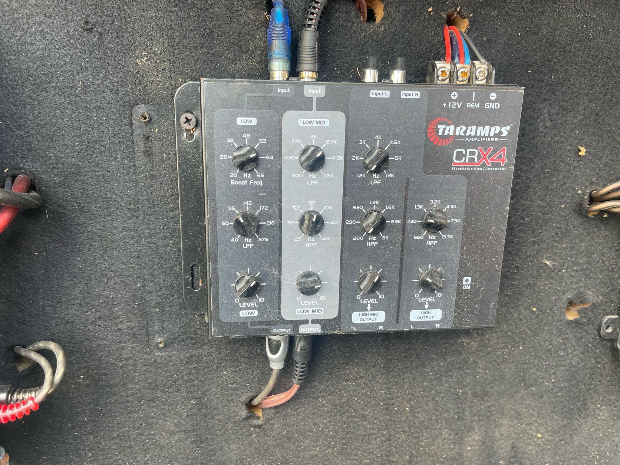 Crossover Amplifier 