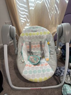 Baby swing 