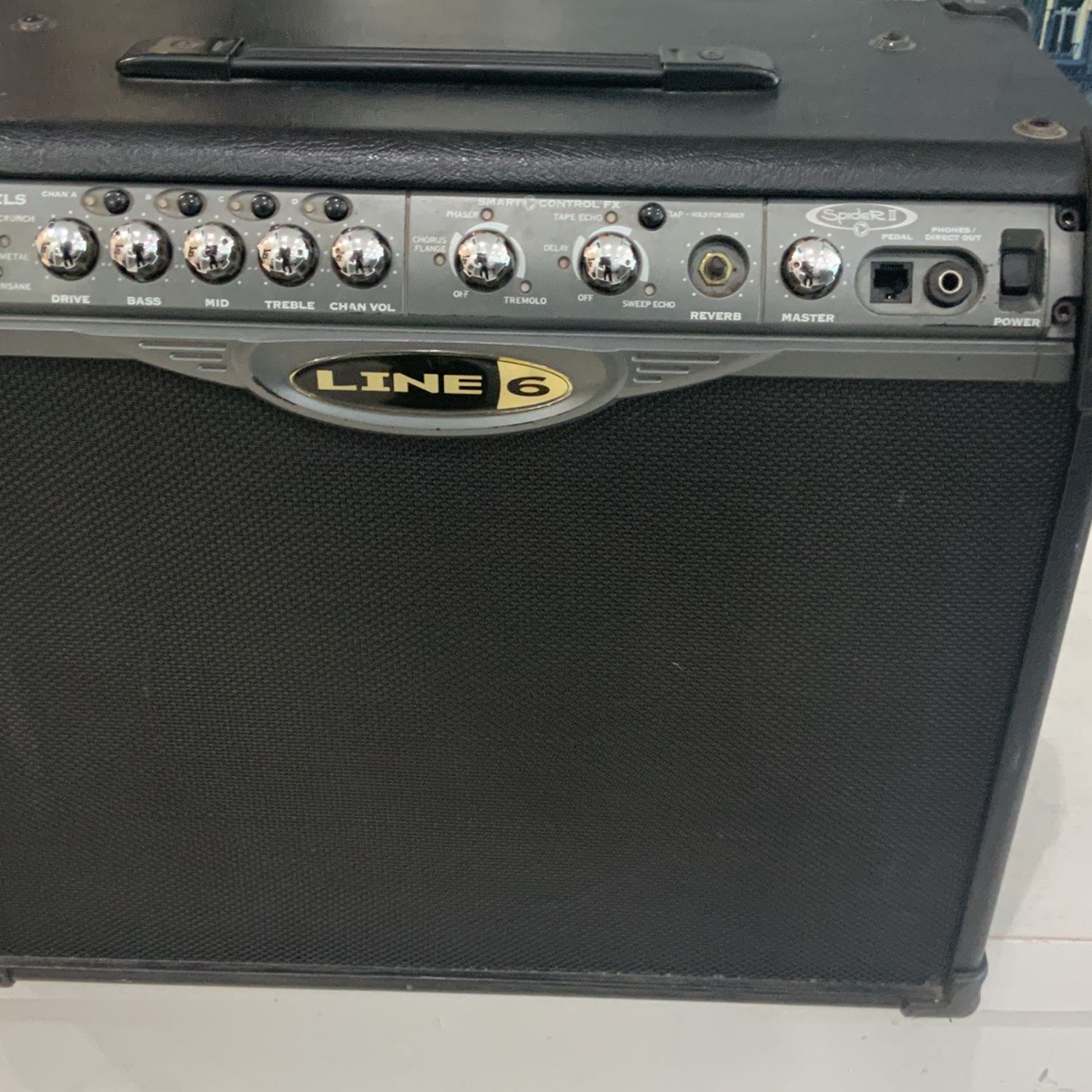 Line 6 Guitar Amplifier Spider 2 With 12inch Celestion Speaker Works As It Should