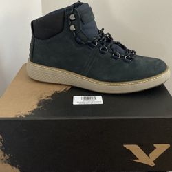 **Territory Men's Compass Ankle Boot BRAND NEW IN BOX FOR SALE**
