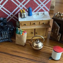 Antique Doll House Furniture
