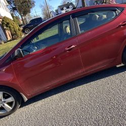 Hyundai Elantra 2014