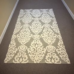 5x8 Indoor/outdoor Rug Safavieh