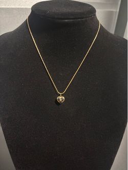 Channel Necklace