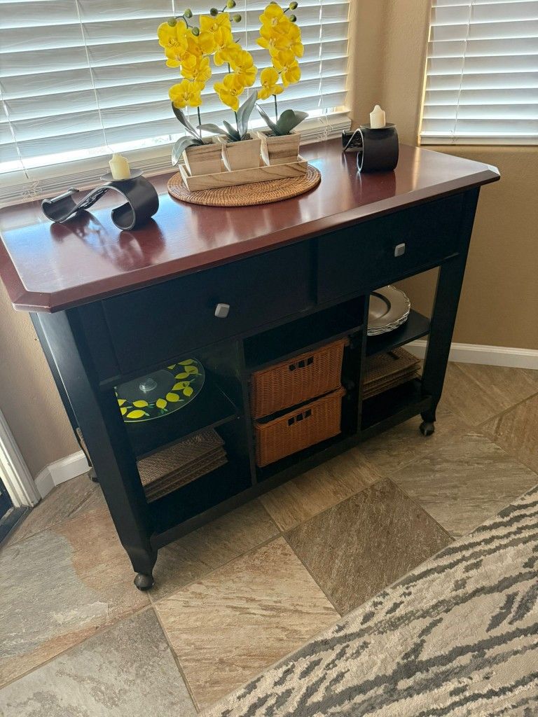 Recliner, Console, Table