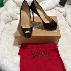 Christian Louboutin 36.5 $400