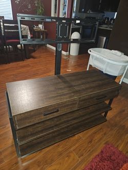 Tv Mount W Counter