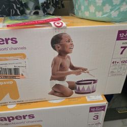 Diapers Size 7