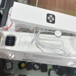 Apple Watch SE 2nd Generation Brand New Open Box 