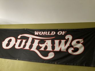 World of outlaw banner