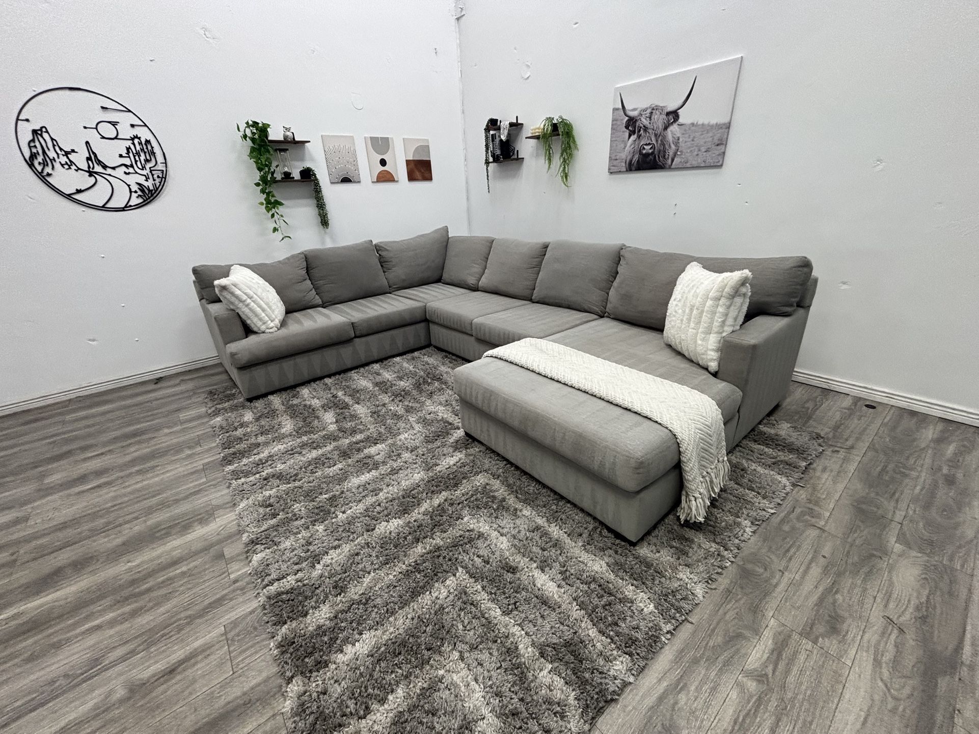 Gray Sectional Couch - Free Delivery
