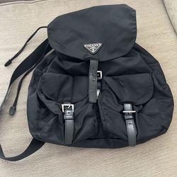 Longchamp roseau leather backpack for Sale in Seattle, WA - OfferUp