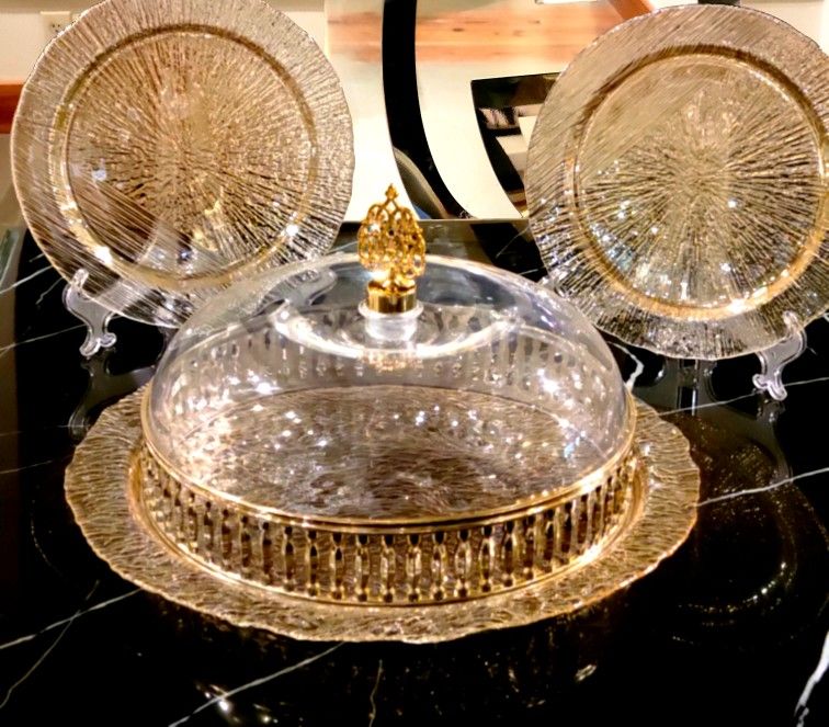 Cake Stand With 6 Piece Plates