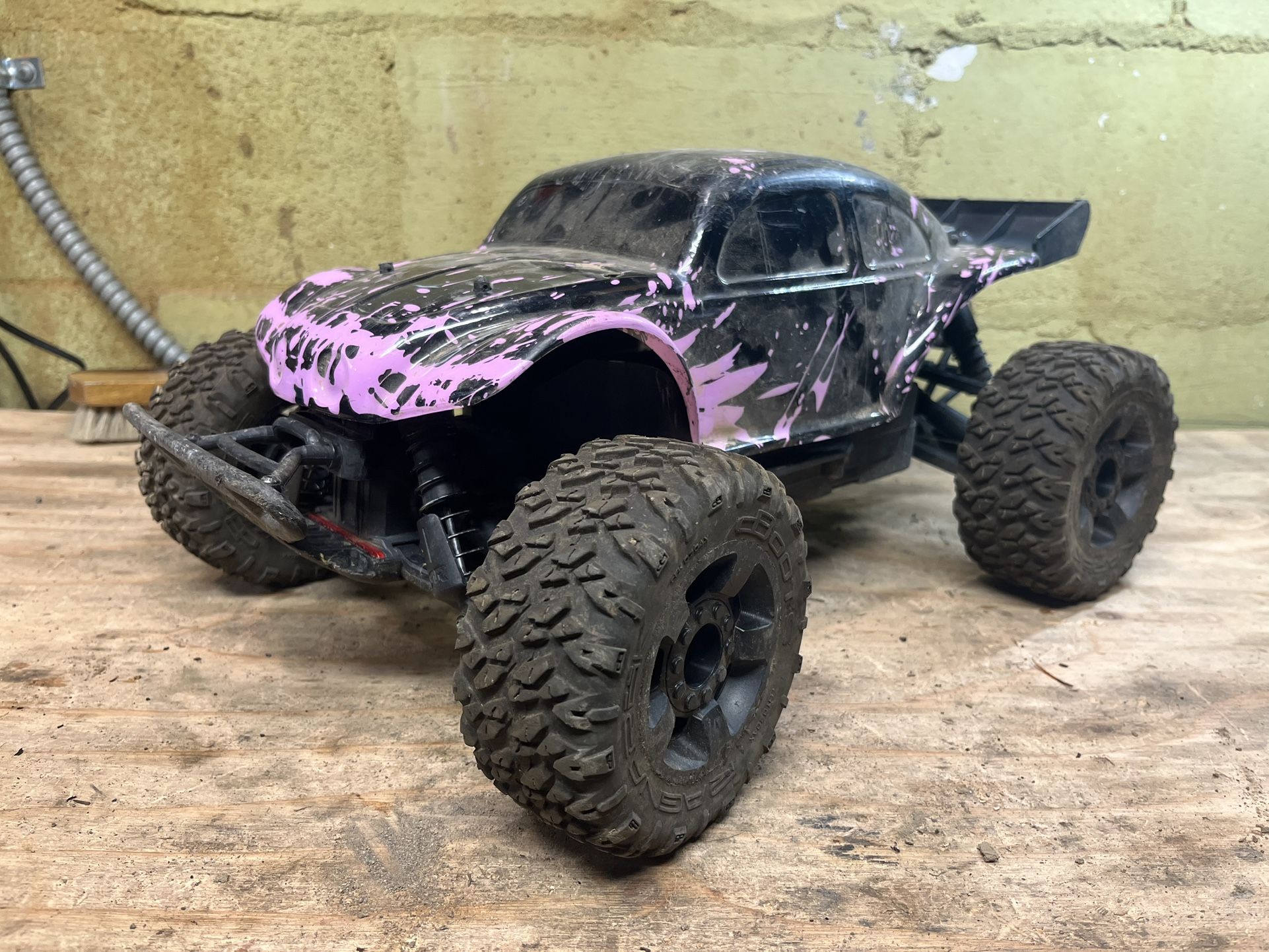 Arrma Granite / Vorteks RC Truck