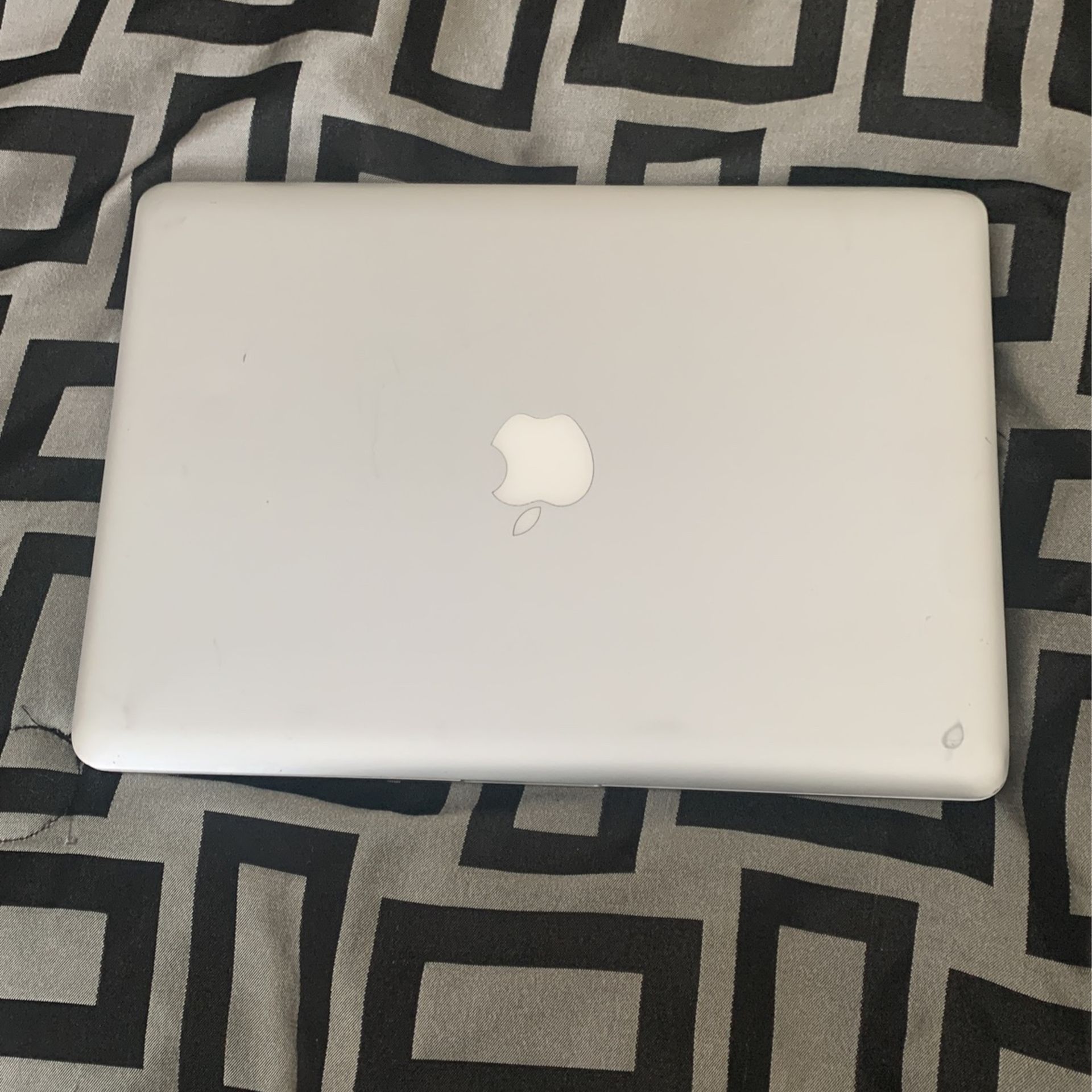 MacBook