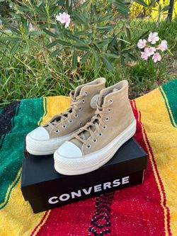 Platform Converse Khaki *Seasonal*