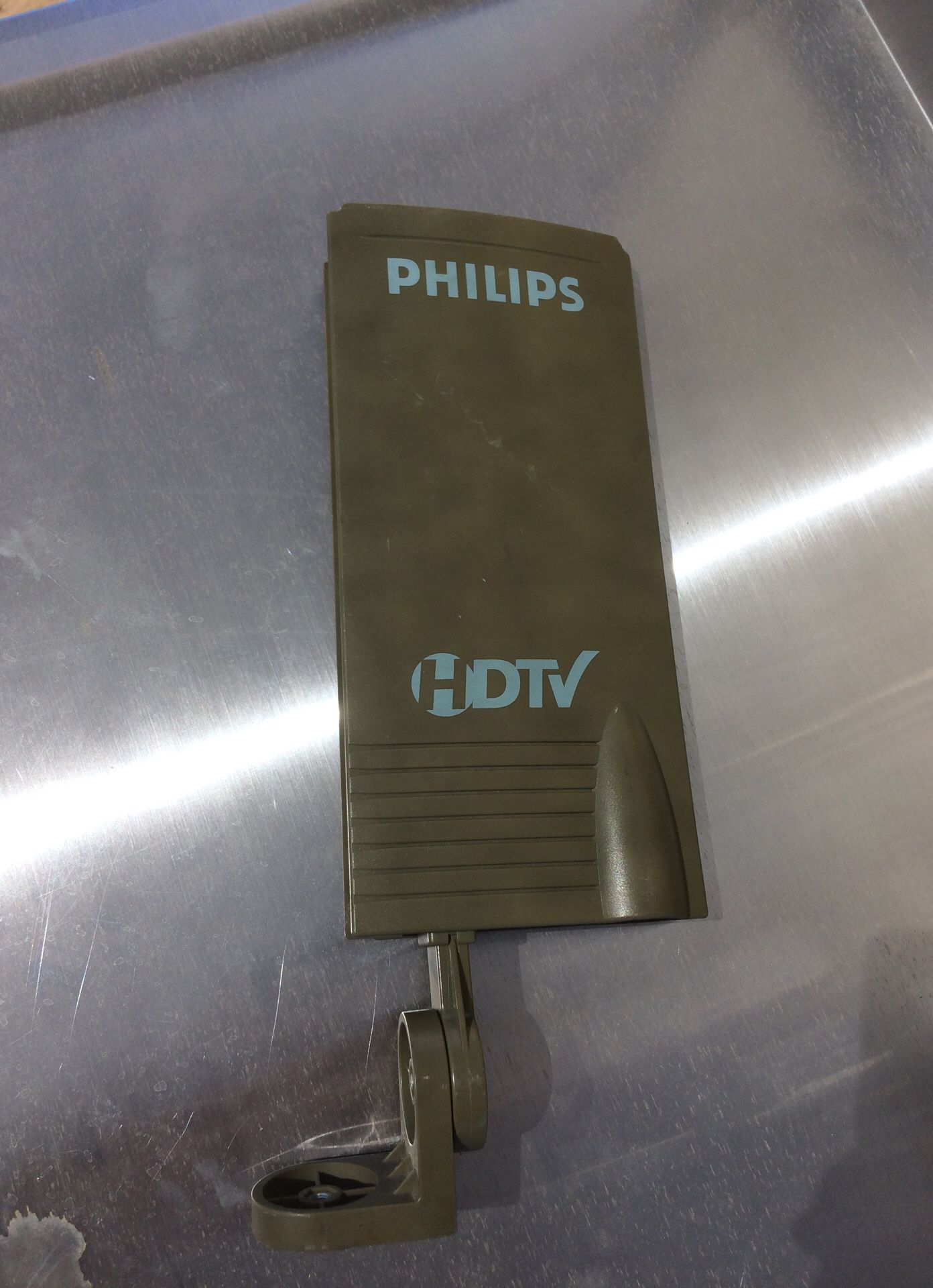 Philips SDV2940/27 UHF Digital and Analog Indoor/Outdoor TV Antenna