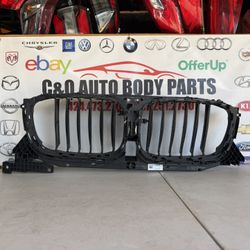 2018 2019 2020 2021 BMW X3 FRONT BUMPER GRILLE  Grill RADIATOR AIR SHUTTER ORIGINAL USED OEM