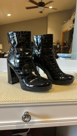 Plat Form Block Heel Boot