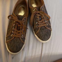 Michael Kors sneakers preowned size 9 1/2