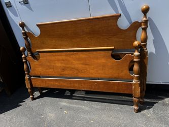 Antique Early 1900s Primitive 3/4 Size Cannonball Bed 