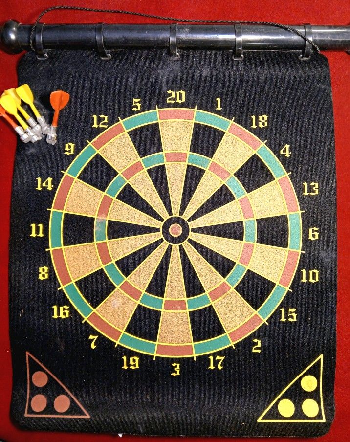 Hanging Magnetic Felt Dart Board - Roll-Up Storage