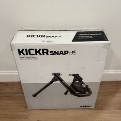 Wahoo KICKR SNAP Smart Trainer WFBKTR3 | Zwift ANT+ Bluetooth | OG Box + Power Adapter