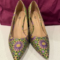 Katy Perry High Heels 👠 