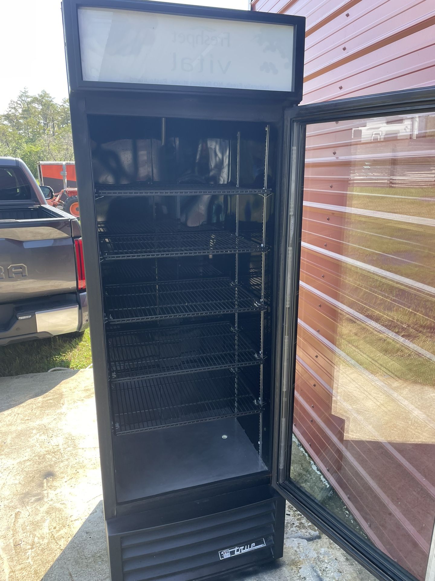 ONE DOOR COOLER BRAND TRUE” NEW MODEL 78” Height