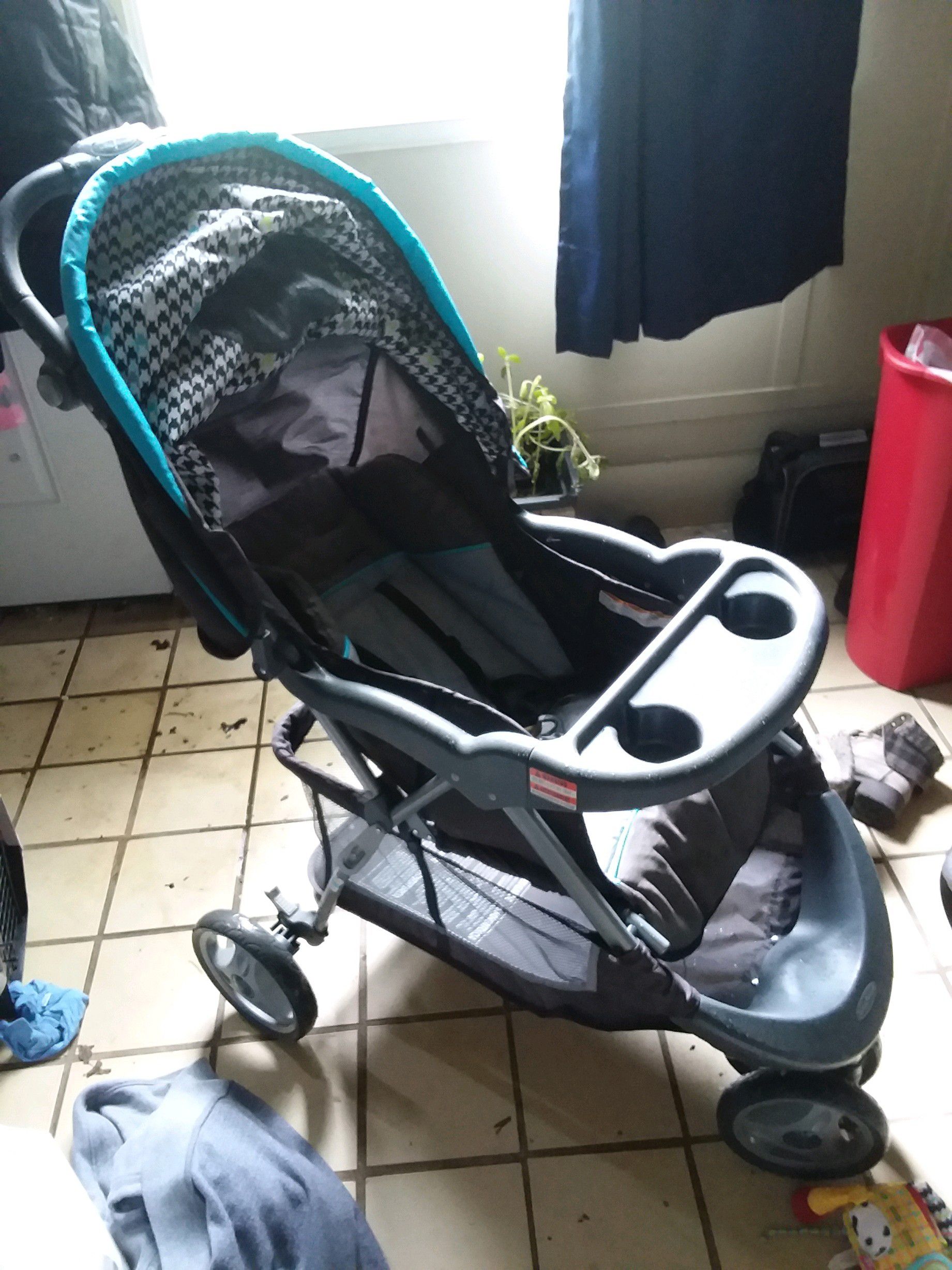 Stroller and car seat set