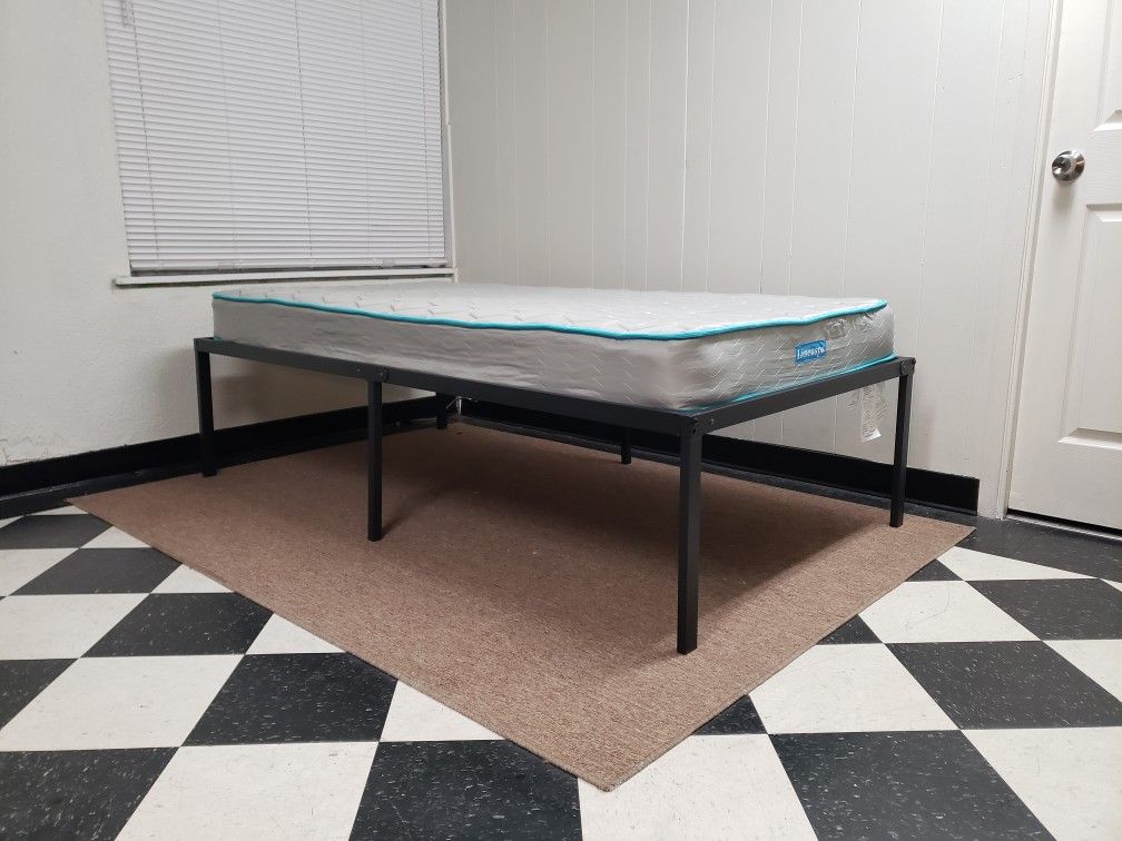 Twin size set - can DELIVER almost anywhere for $20 extra - gently used and in very good condition π