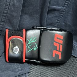 Tatiana Suarez UFC Glove PSA COA Autograph Fighter MMA