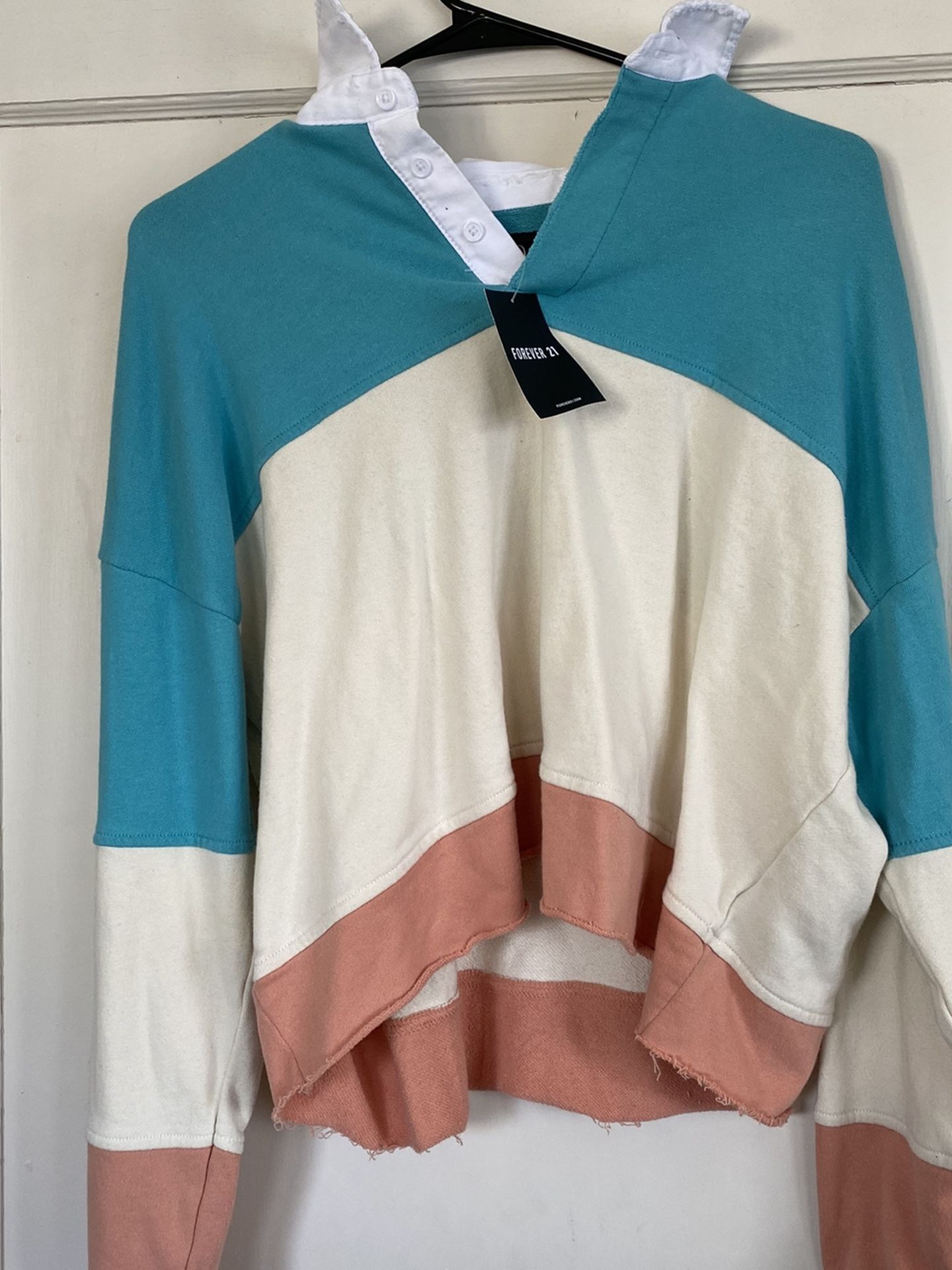 collared crop top