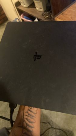 PS4 Slim