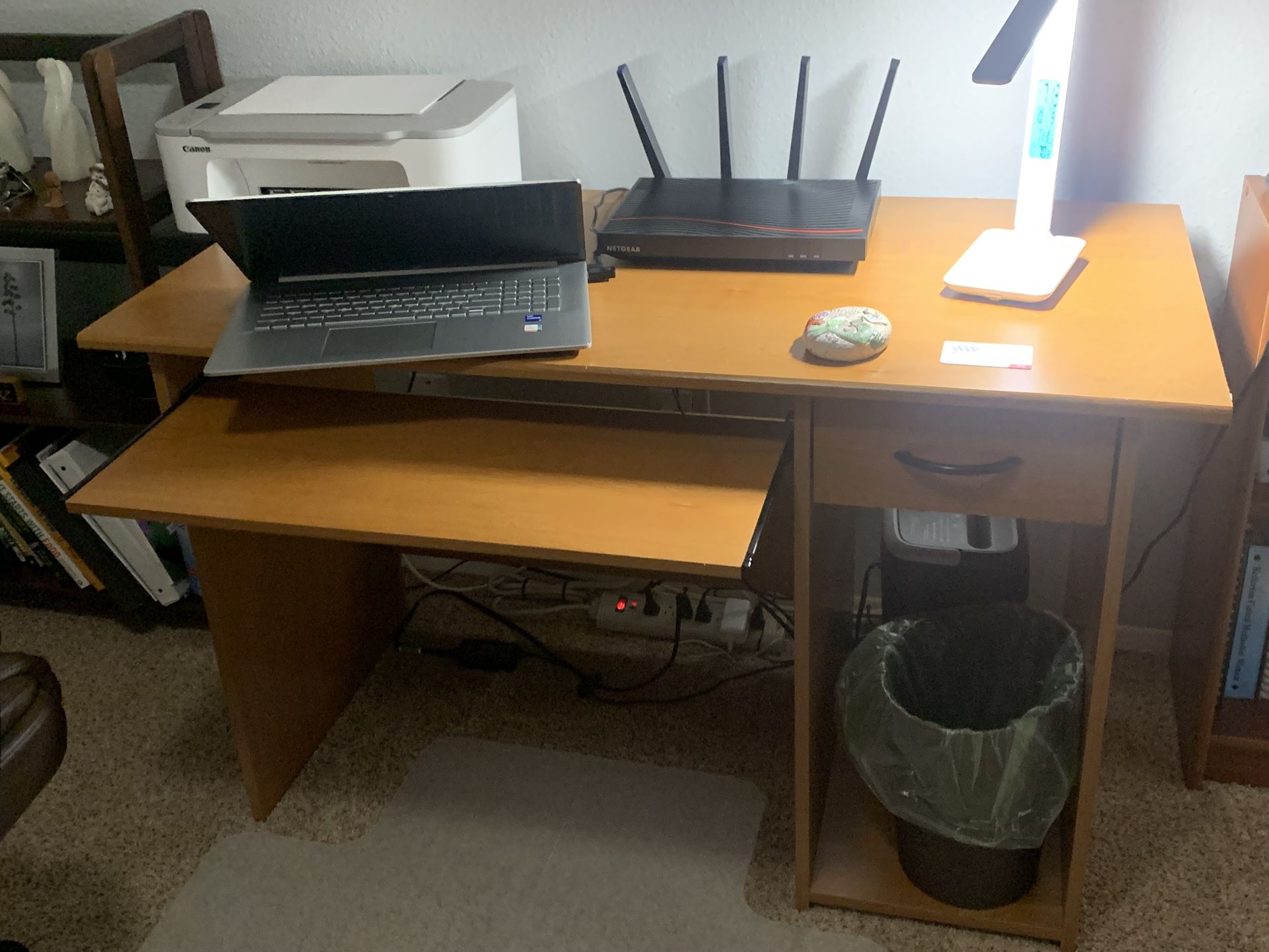 Simple, space saving computer desk