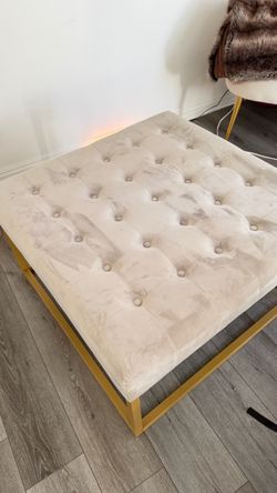 Like New Coffee table/ ottoman