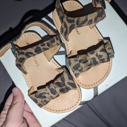 Freshly Picked Size 4, Toddler 4 Sandals 