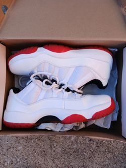 Air jordan 11 retro low 528895 101 size 12