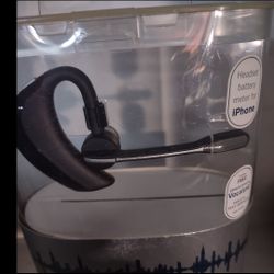 Plantronics By Poly Voyager - Wireless Headset Noise Cancelation Mic