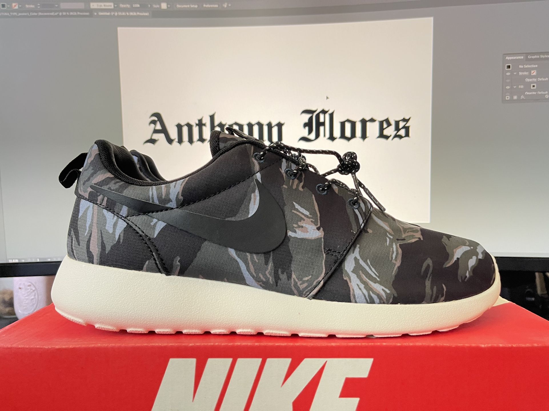 Nike Rosherun Blue Camo Size 9 DS