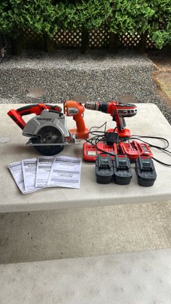 Drill set ( Black & Decker )