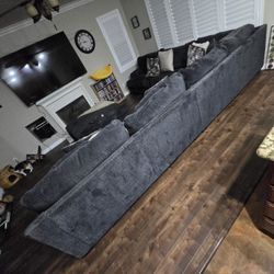 Ashley's Furniture Sectional 6pc