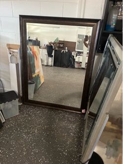 2 Mirrors