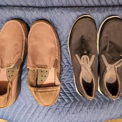 CROCS New And Like New