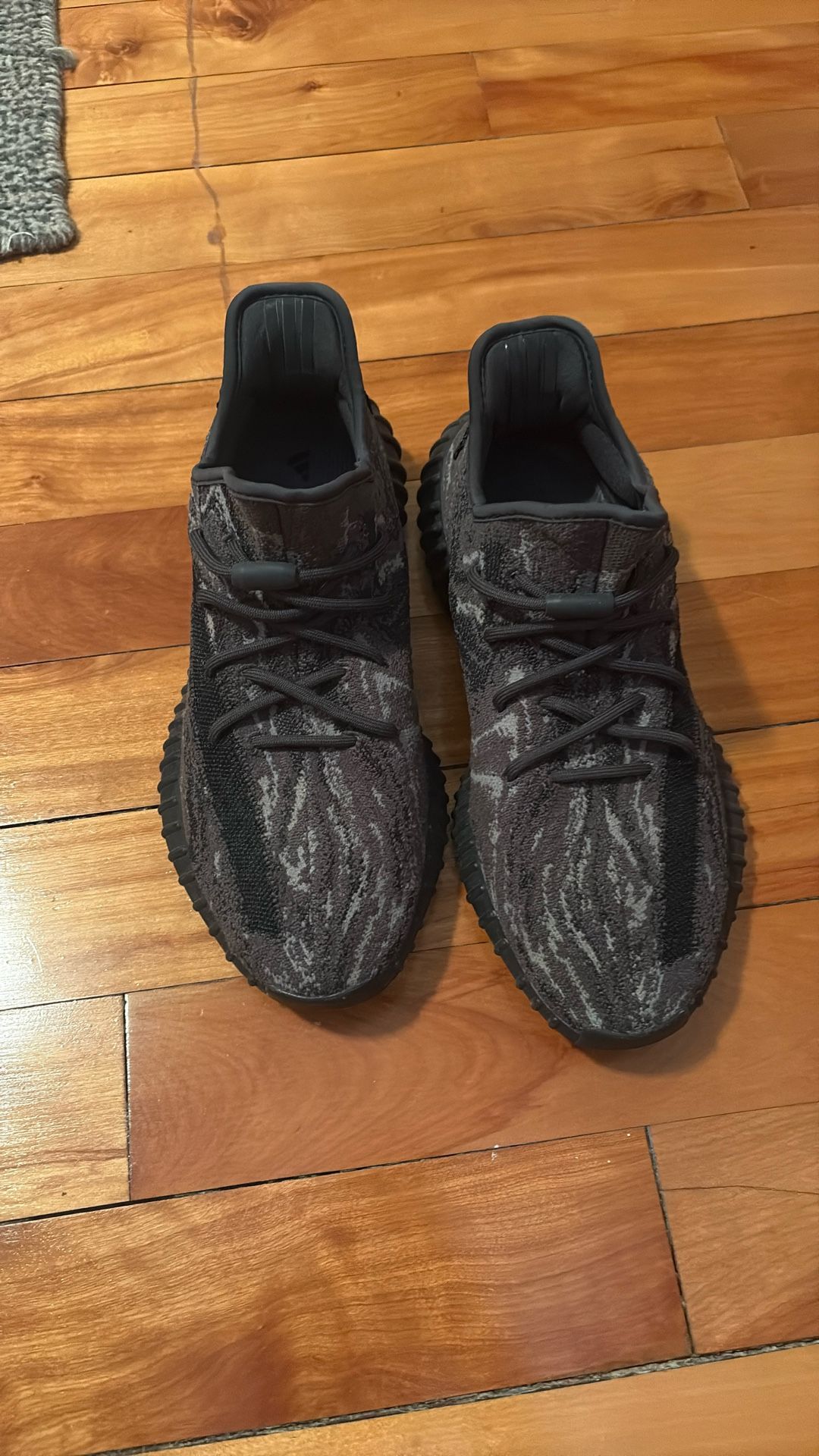 adidas Yeezy Boost 350 V2 Low MX Dark Salt