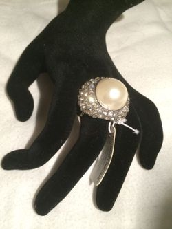 Pearl ring