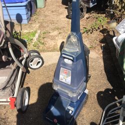 Very nice Hoover carpet steam cleaner only 75 